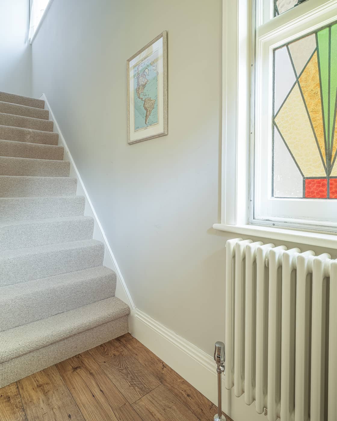 Hall and stairway decorating cheap ideas